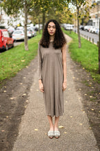 Load image into Gallery viewer, juniper dress