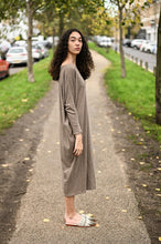 Load image into Gallery viewer, juniper dress